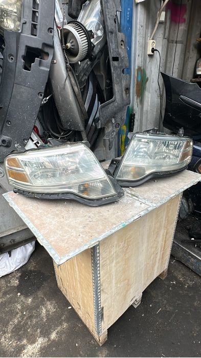 Фары на Ford Taurus