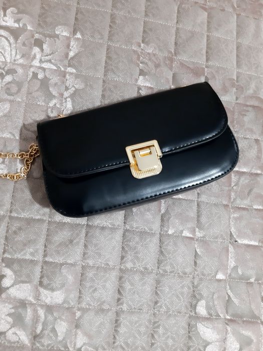 Черная сумка женская