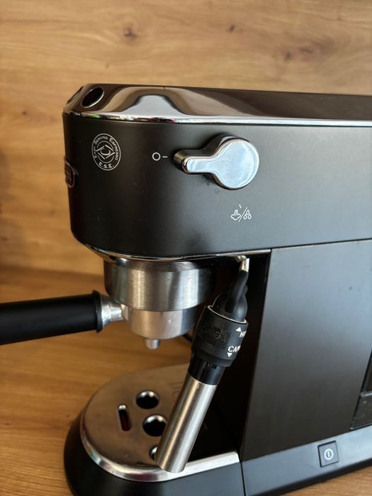 Aparat de cafea Delonghi