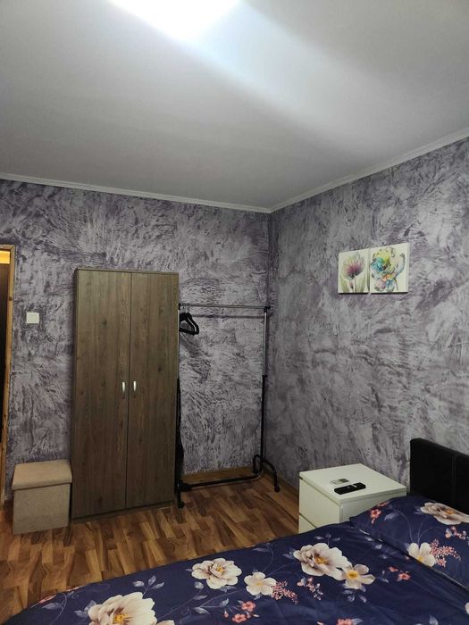 Închiriez garsonierā,regim hotelier!