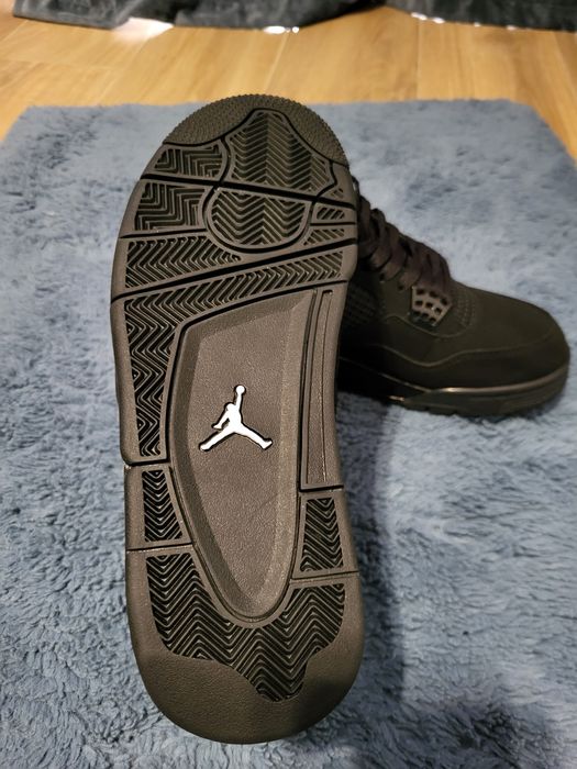Jordan 4 Black Cat