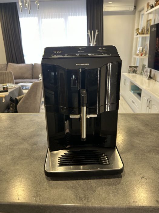 Кафеавтомат Simens EQ300