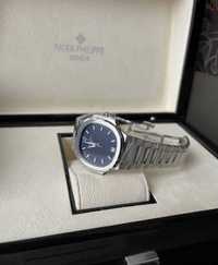 Patek Philippe 71181A-001 Ladies Nautilus Blue Dial