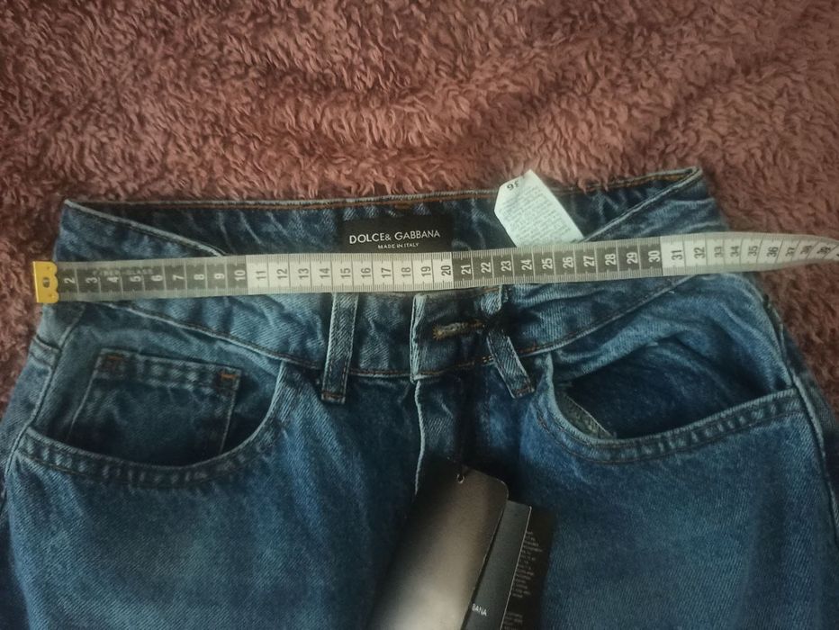 Blugi la modă pentru femei D&G