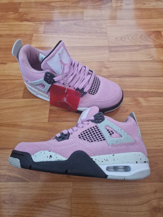 Adidași Jordan Retro patru