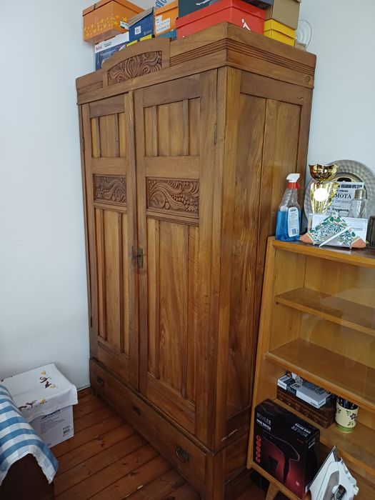 Ретро/старинен гардероб