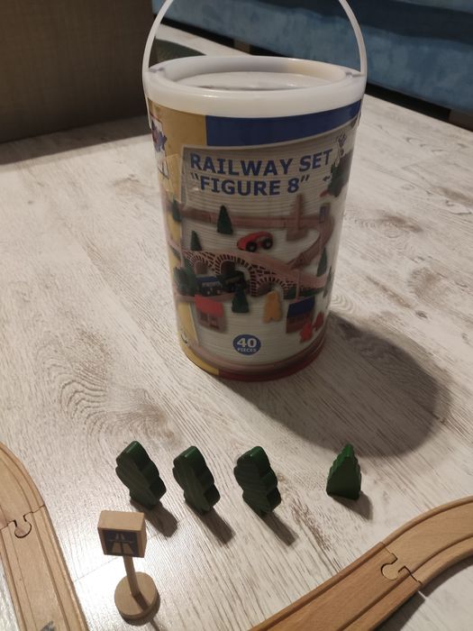 Set trenuleț și șine de lemn