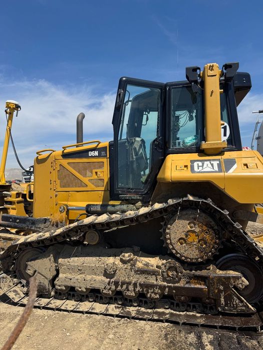 Caterpillar D6N XL Primul proprietar , impecabil întreținut