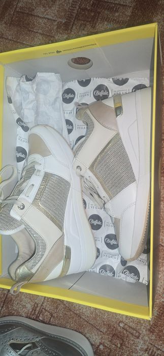 Michael Kors 37 in condiții bune