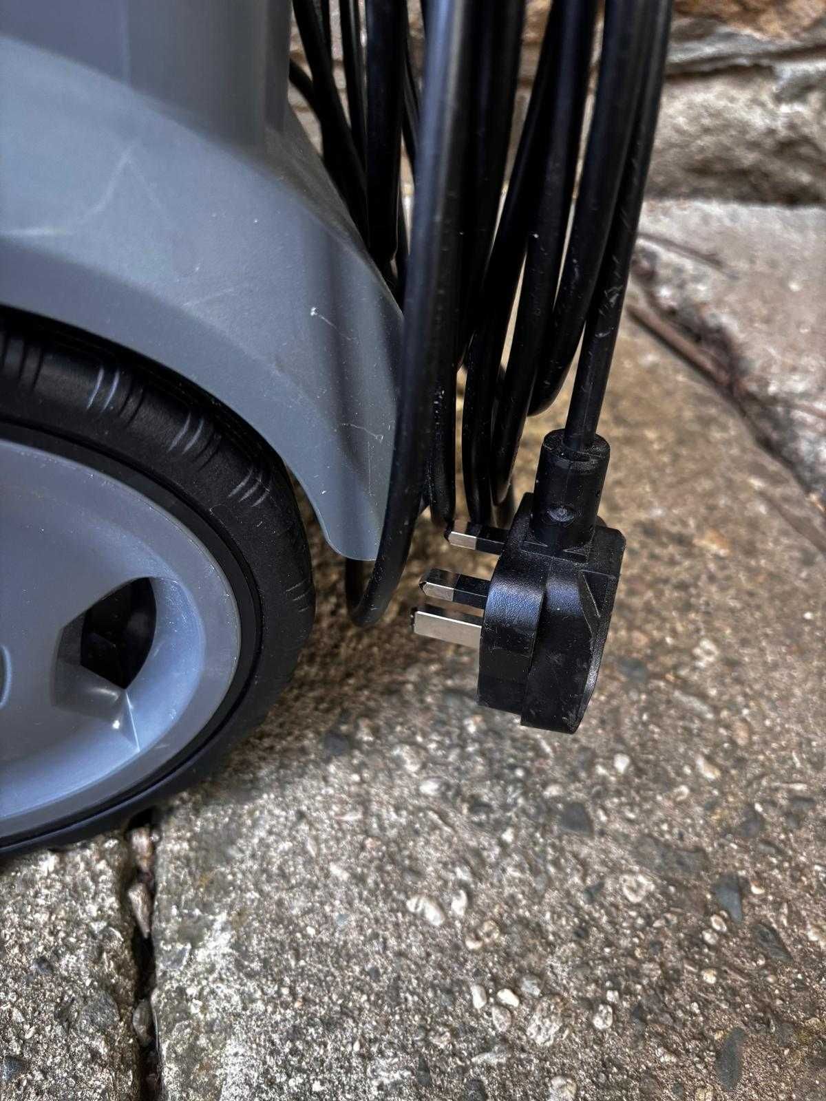 Karcher Екстрактор Puzzi 10/1 + Прахосмукачка T10/1