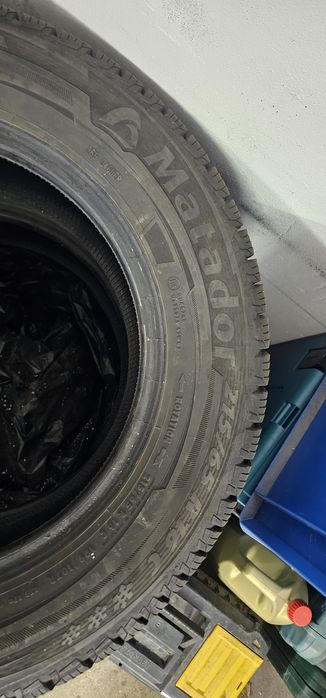 Vând cauciucuri stare excelenta iarna C-uri R16