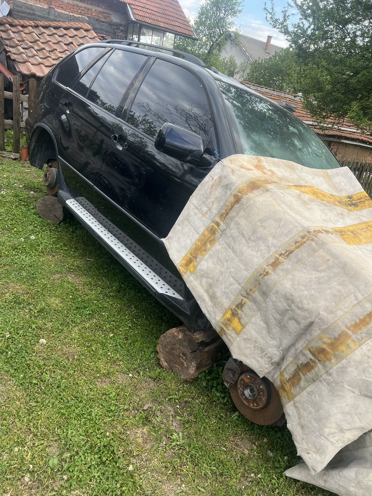 BMW X5 E53 2005 на части