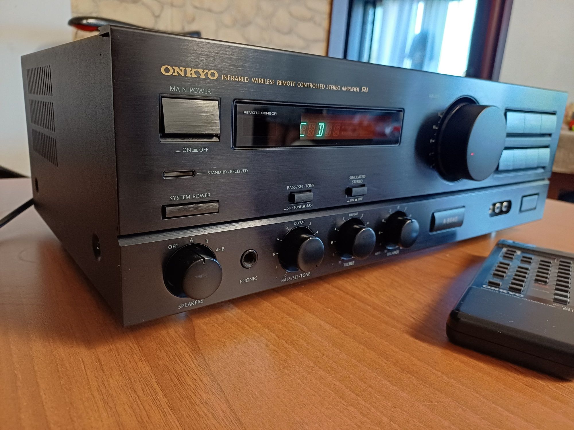 Amplificator Onkyo A8640