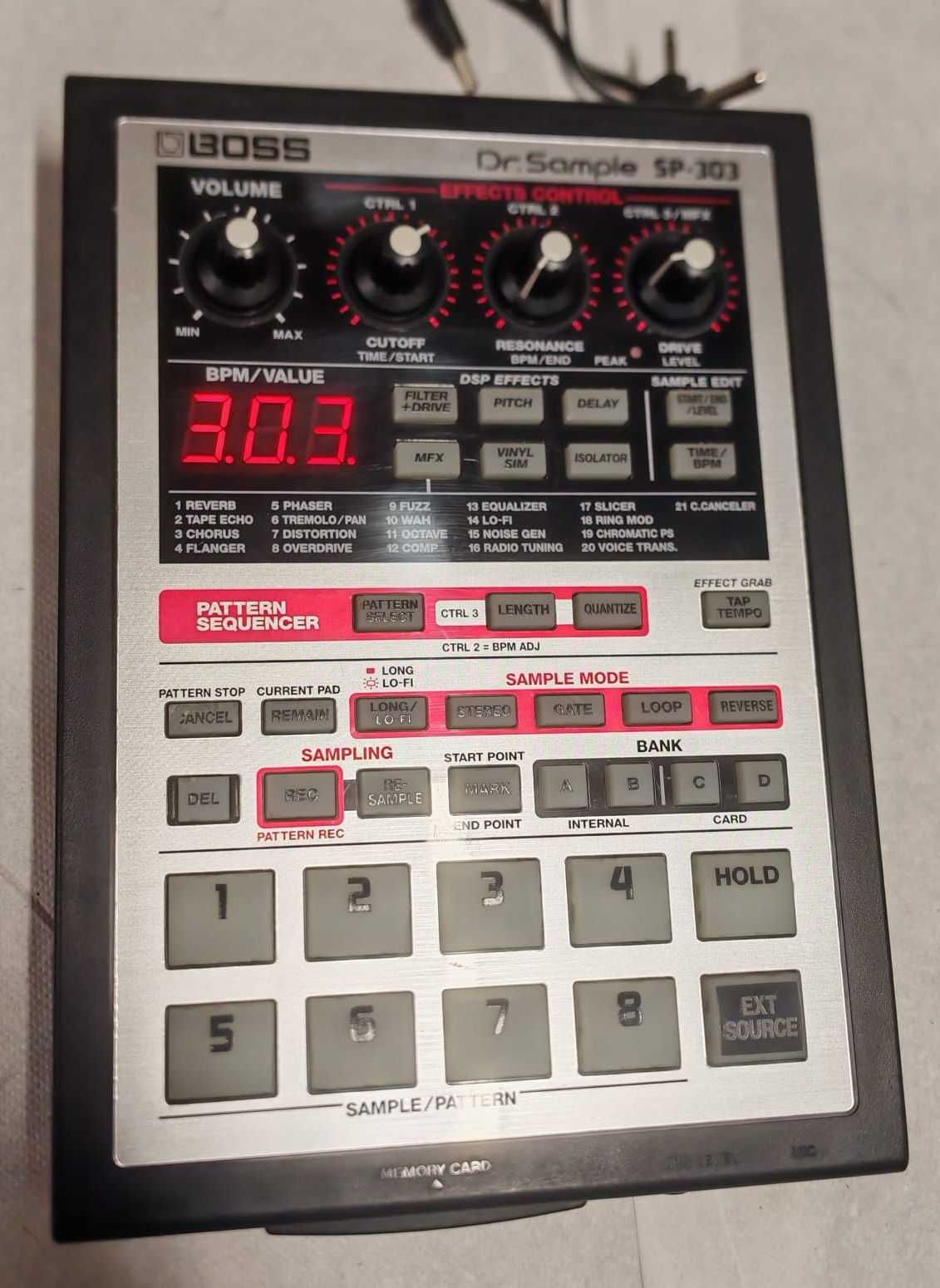 Sampler ( mixer ) BOSS DR. SAMPLE SP-303 ( ROLAND )