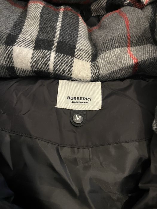 Geaca burberry neagra