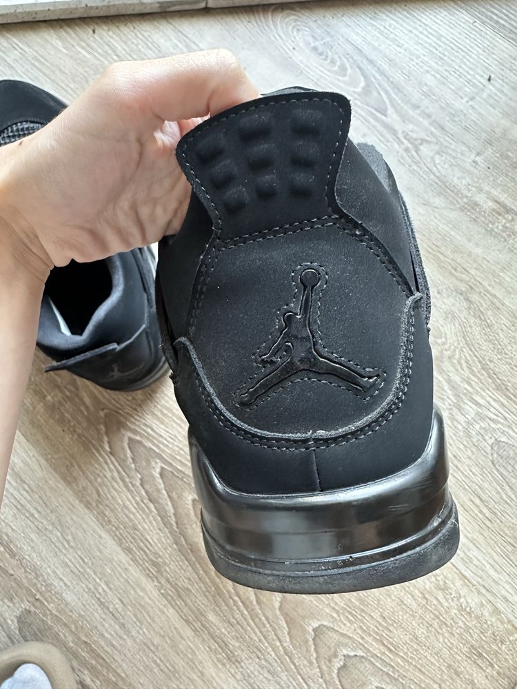 Jordan 4 Retro Black Cat (2020)