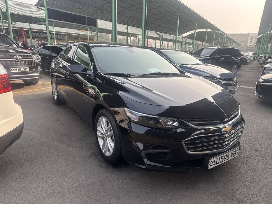 malibu 2 atmasferni 2.4 litr qora 2018 yil