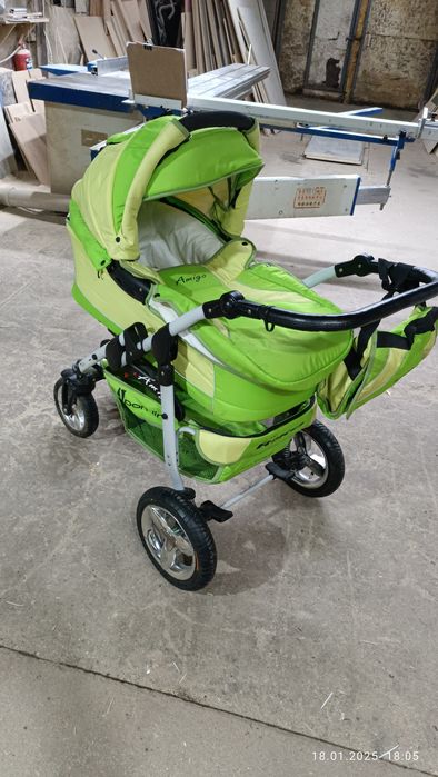 Продам коляску Лето осень