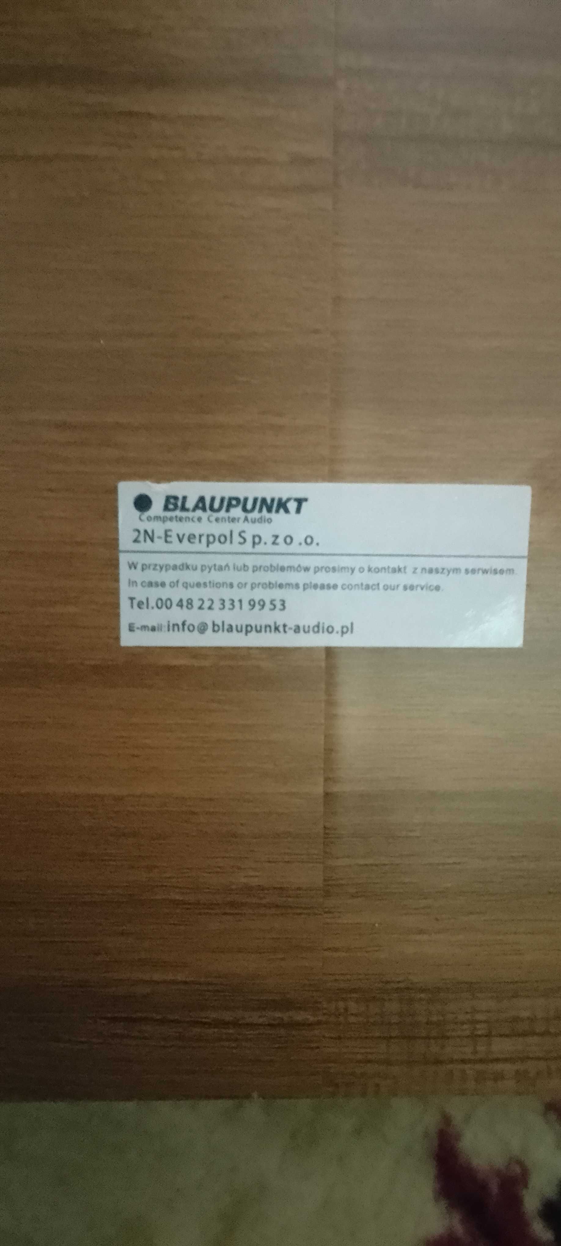 Vând Radio model BLAUPUNKT