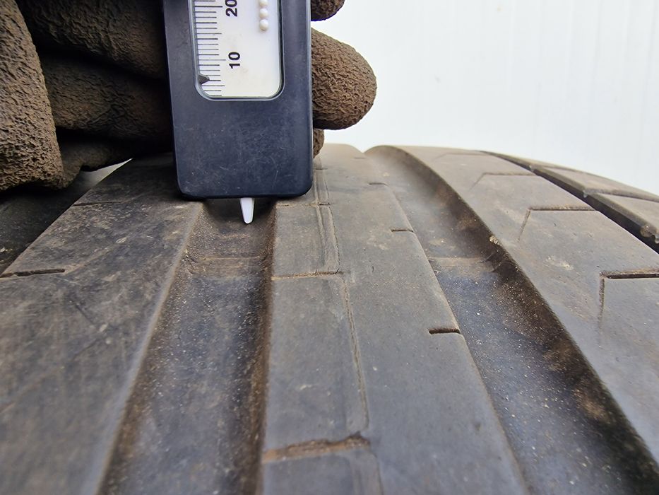 Anvelope 275/50R20 marca Falken, DOT 2022