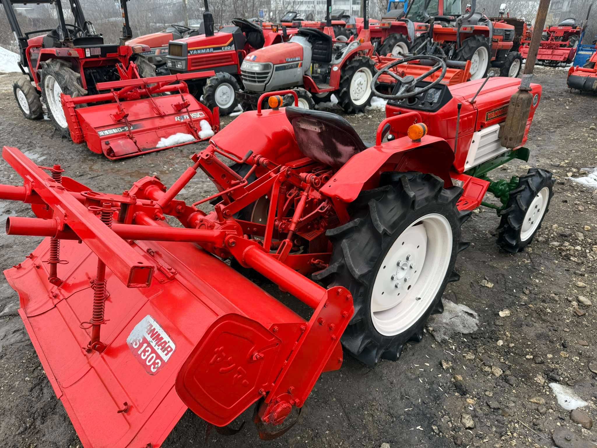 Трактор YANMAR YM1601D  4x4