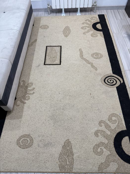 Продам ковер по символической цене