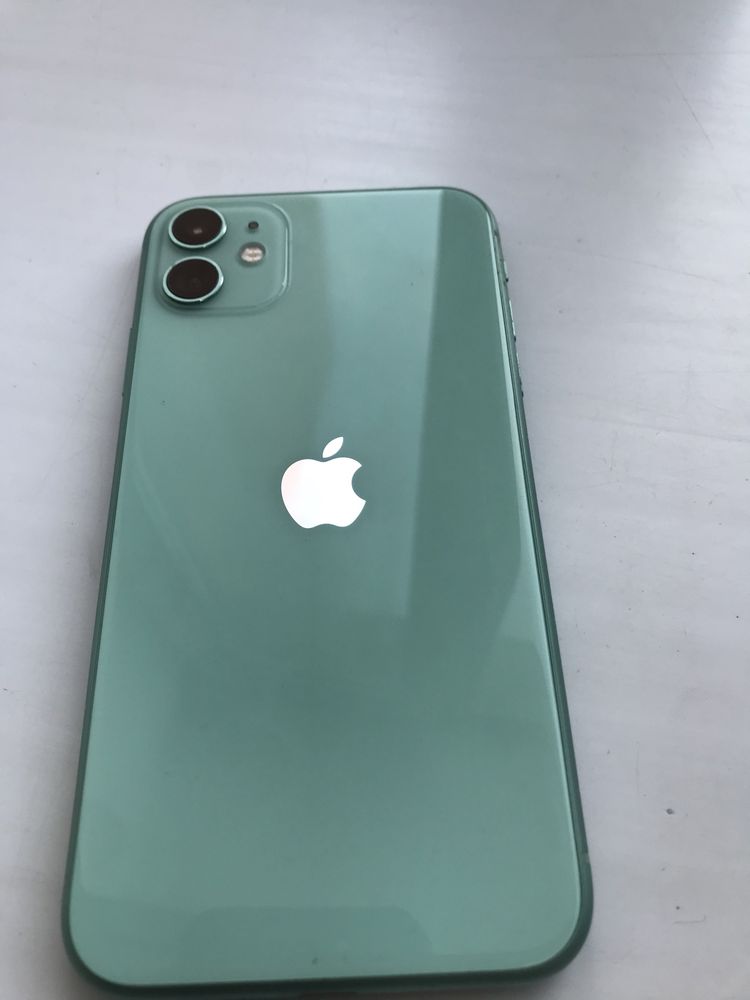 Срочно продам Iphone 11