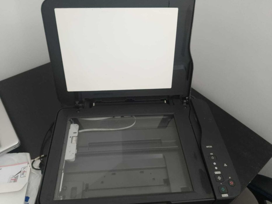 Multifunctional Cannon Pixma MP230