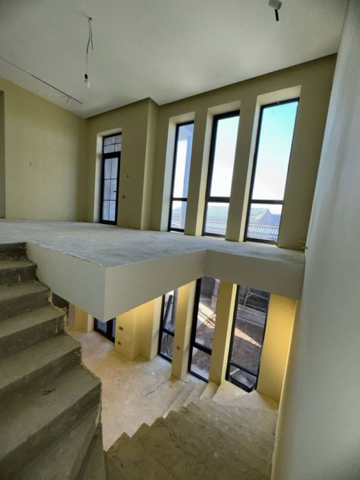 Уч кахрамонда 2 сотих СРОЧНО