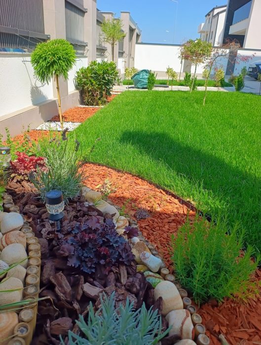 Irigații • Gazon ruloui • Platări tuia• Tuns iarba