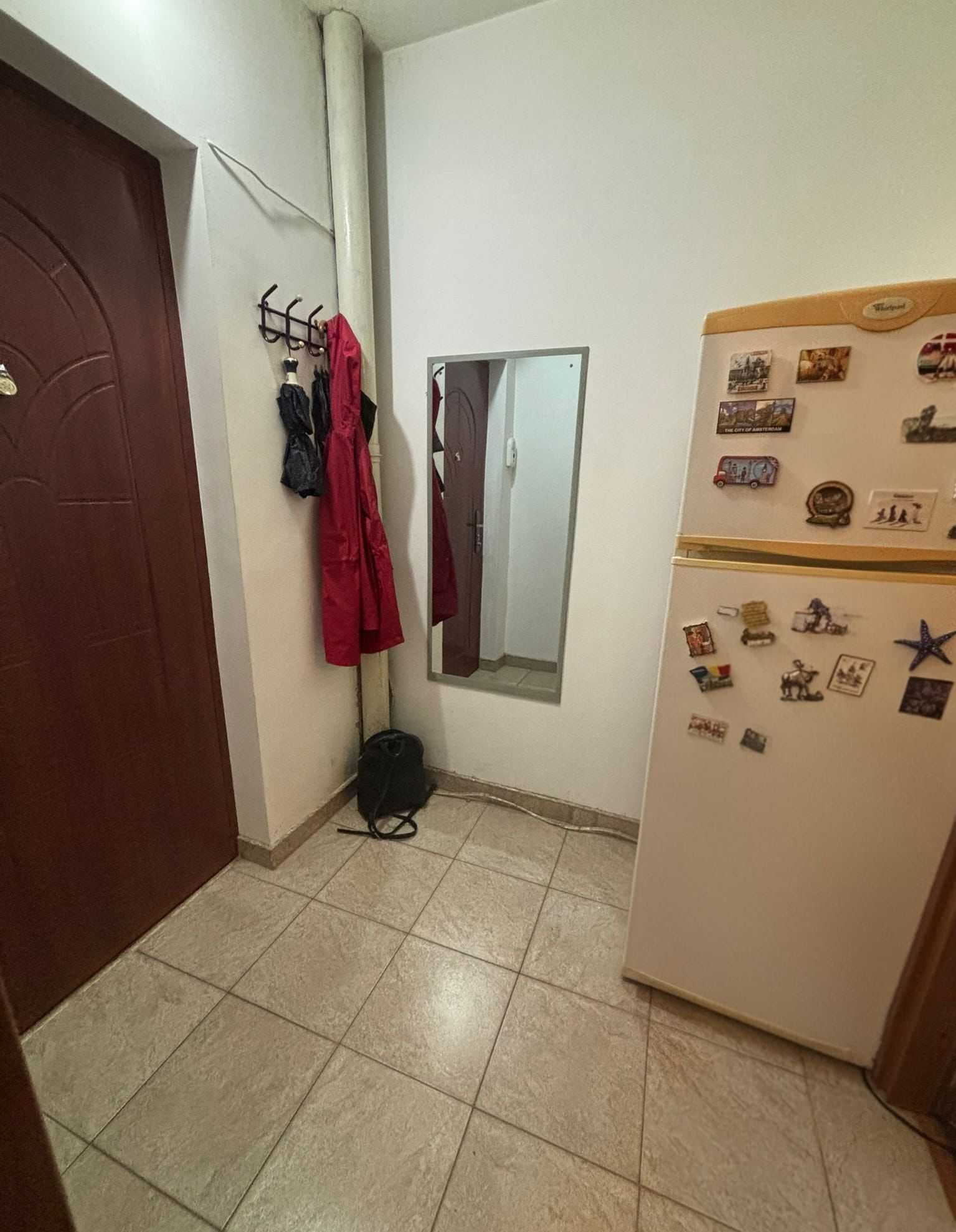 Garsonieră de vănzare