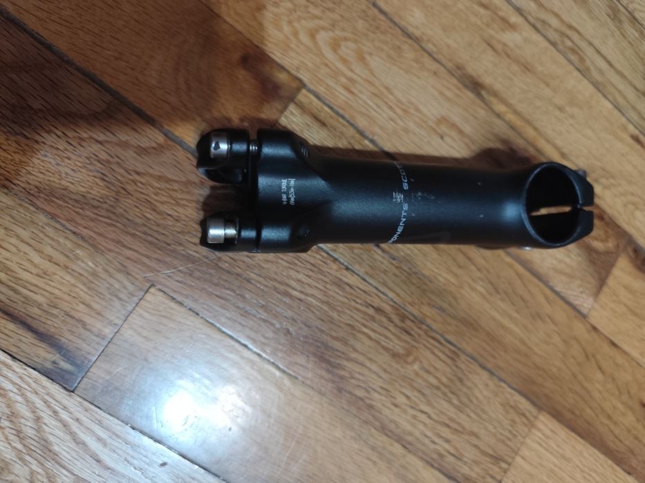 Продавам лапа за шосеен велосипед  SCOTT