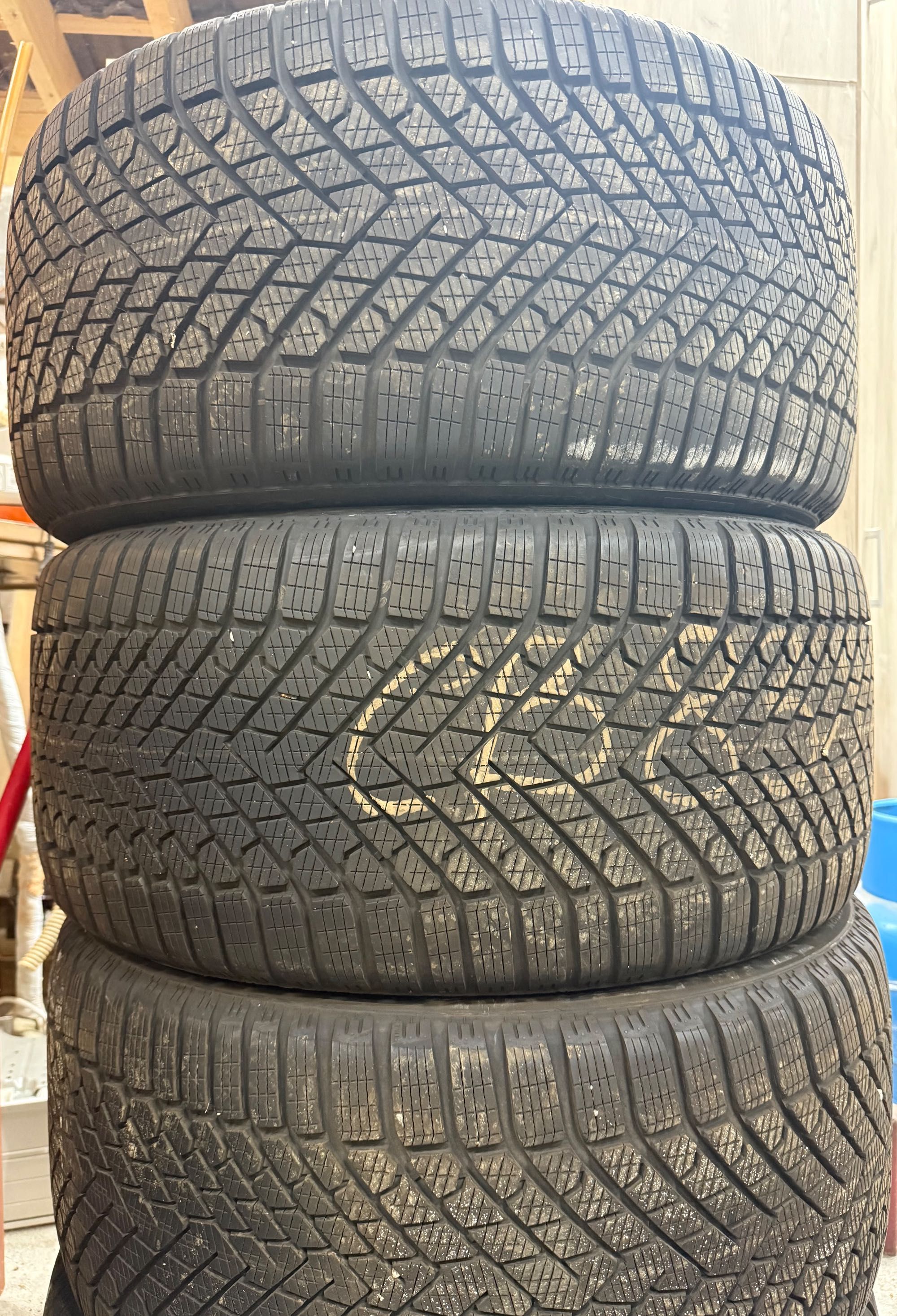 Pirelli 295/35/21 зимни