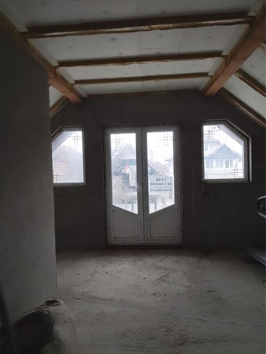 Casa de vanzare in marghita strada oasului