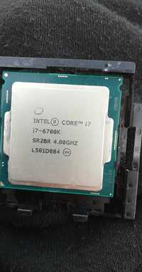 Se vinde Procesor Intel Core I7 6700K 4.0Ghz pana la 4.2Ghz