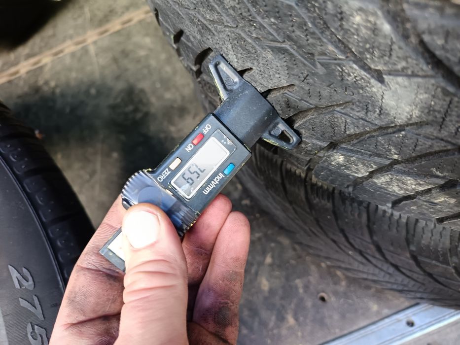 Anvelope MS iarna 245 40 19 nokian 2020 7.5mm