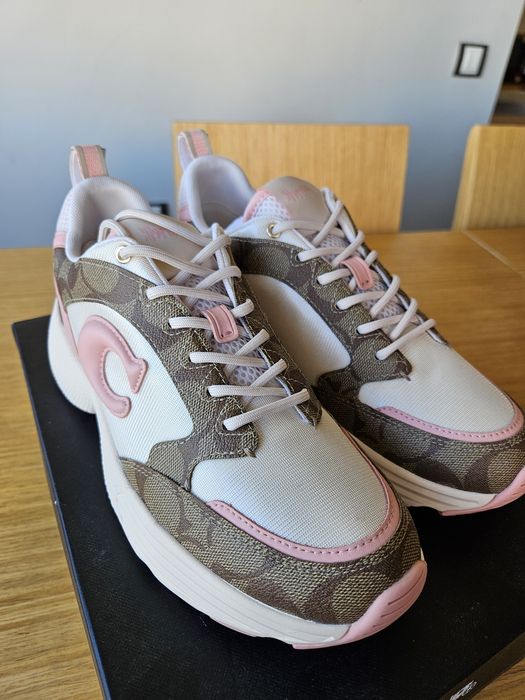 Дамски маратонки спортни Coach