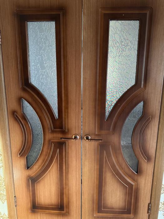 Продам межкомнатные двери