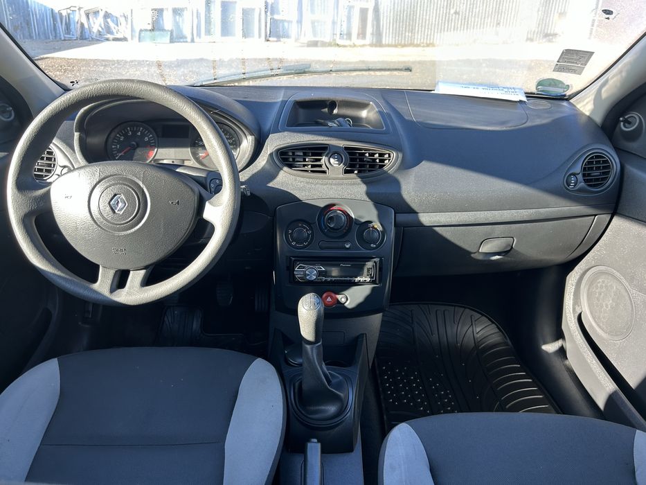 Renault clio 1.2 benzina si gpl/2010