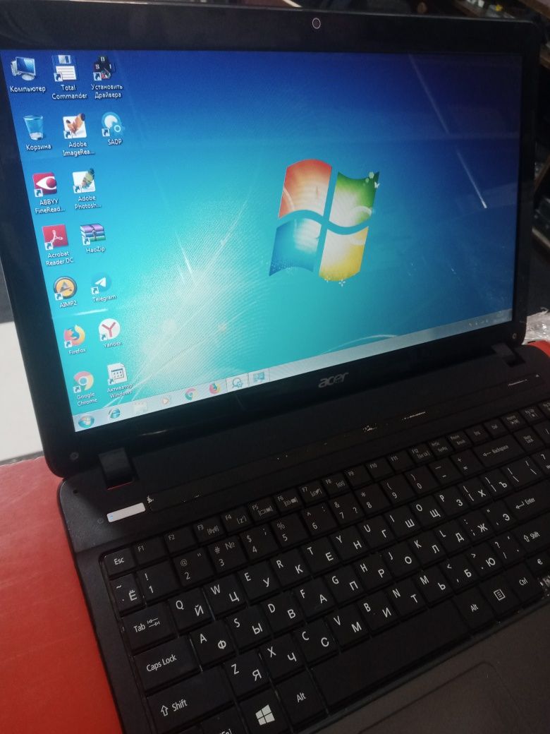 acer noutbook  Core i3