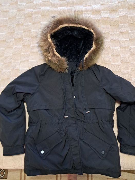 Продам  куртки   .