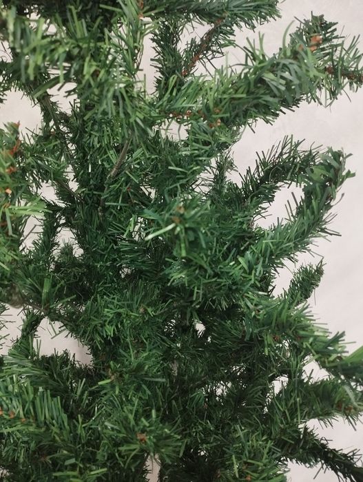 Продам искусственную елку