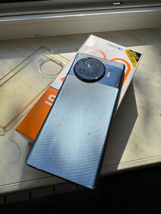 Смартфон TECNO SPARK 20 Pro+
