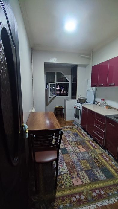 Uy sotiladi. Kirib yashash holatida.