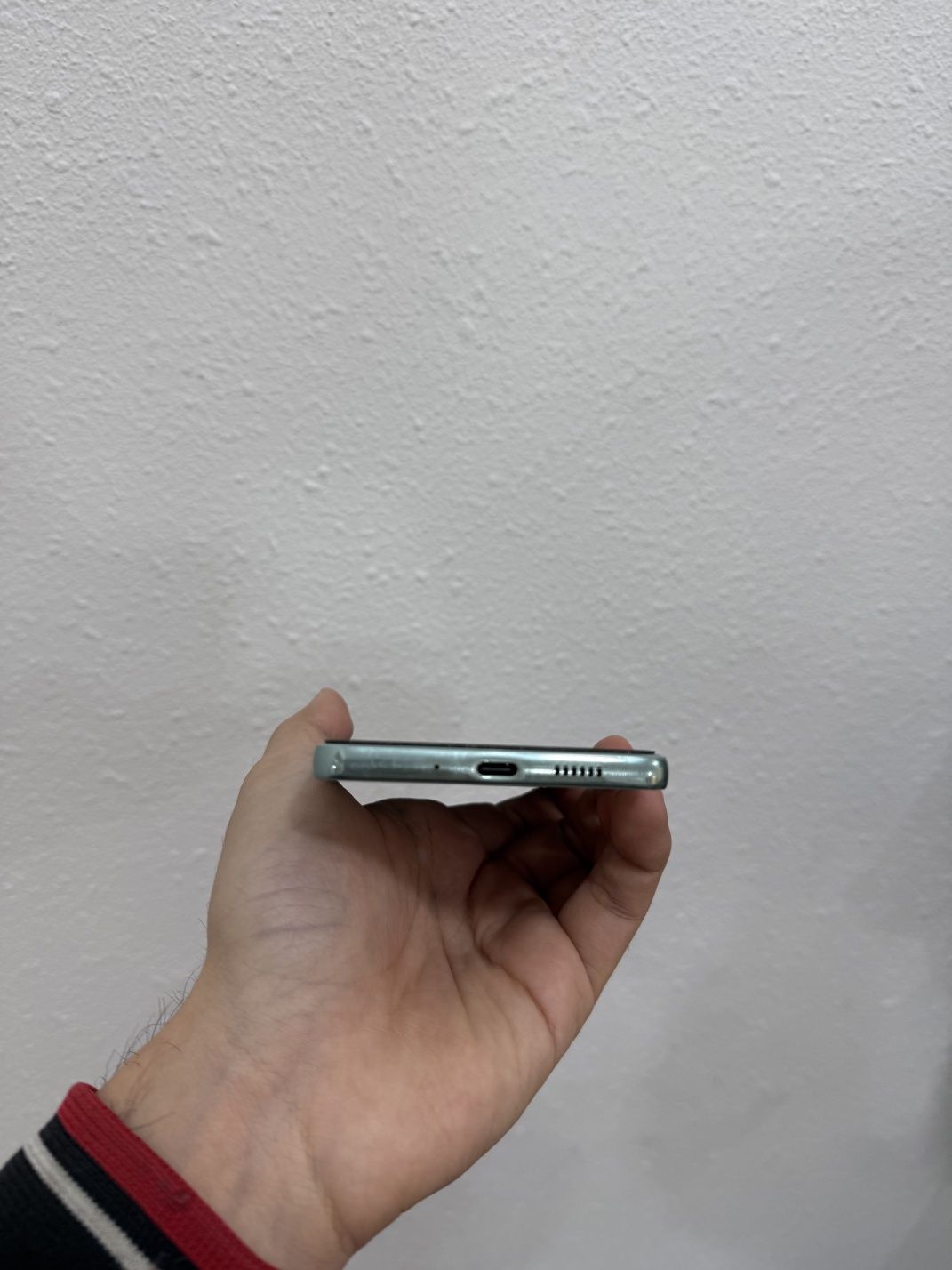 Samsung A 73  5G 128tali holati zor Toshkent qotishla yo imekadan otga