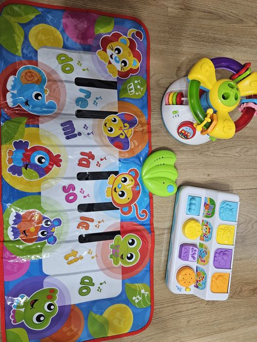 Лот музикални играчки