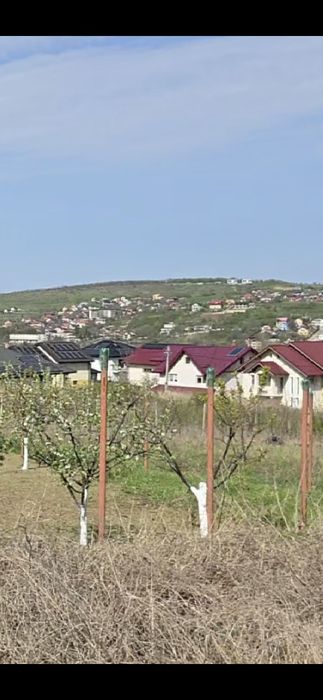 Vand teren intravilan zona Bucium