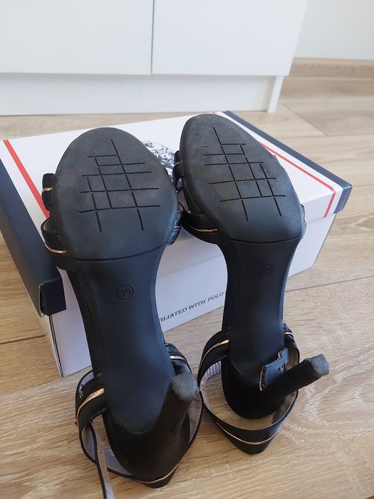 ДАМСКИ Черни сандали на тънък ток Paolo Boticelli