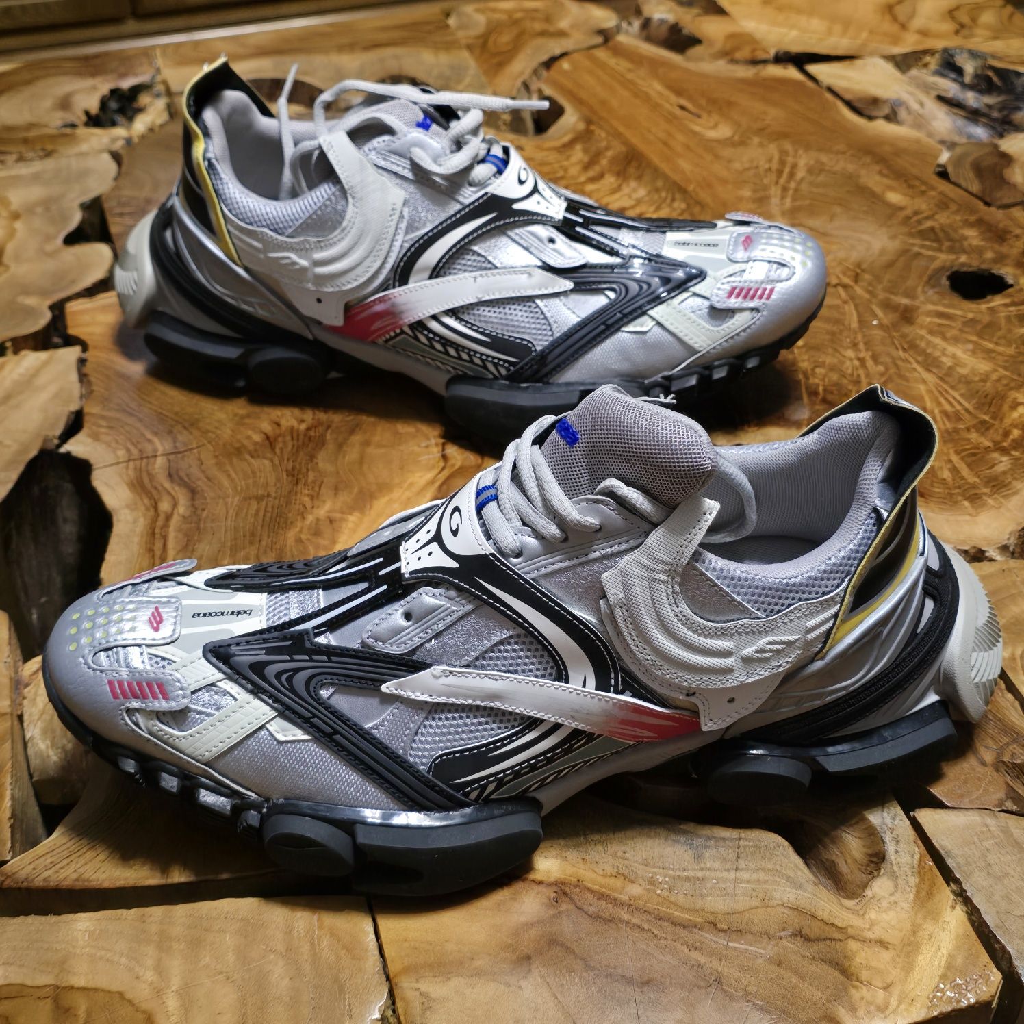 Маратонки Balenciaga 43