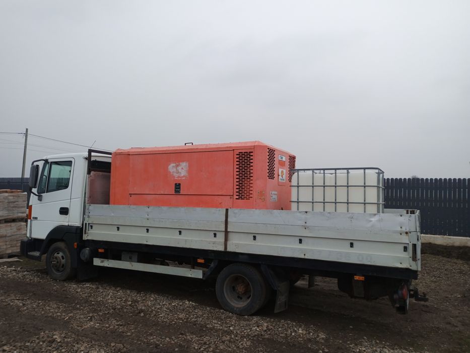 Vând sau schimb Nissan Atleon